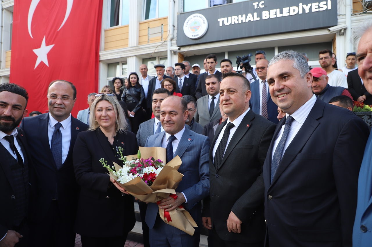 Genel Başkan Yardımcısı Özgür Karabat Turhal’da